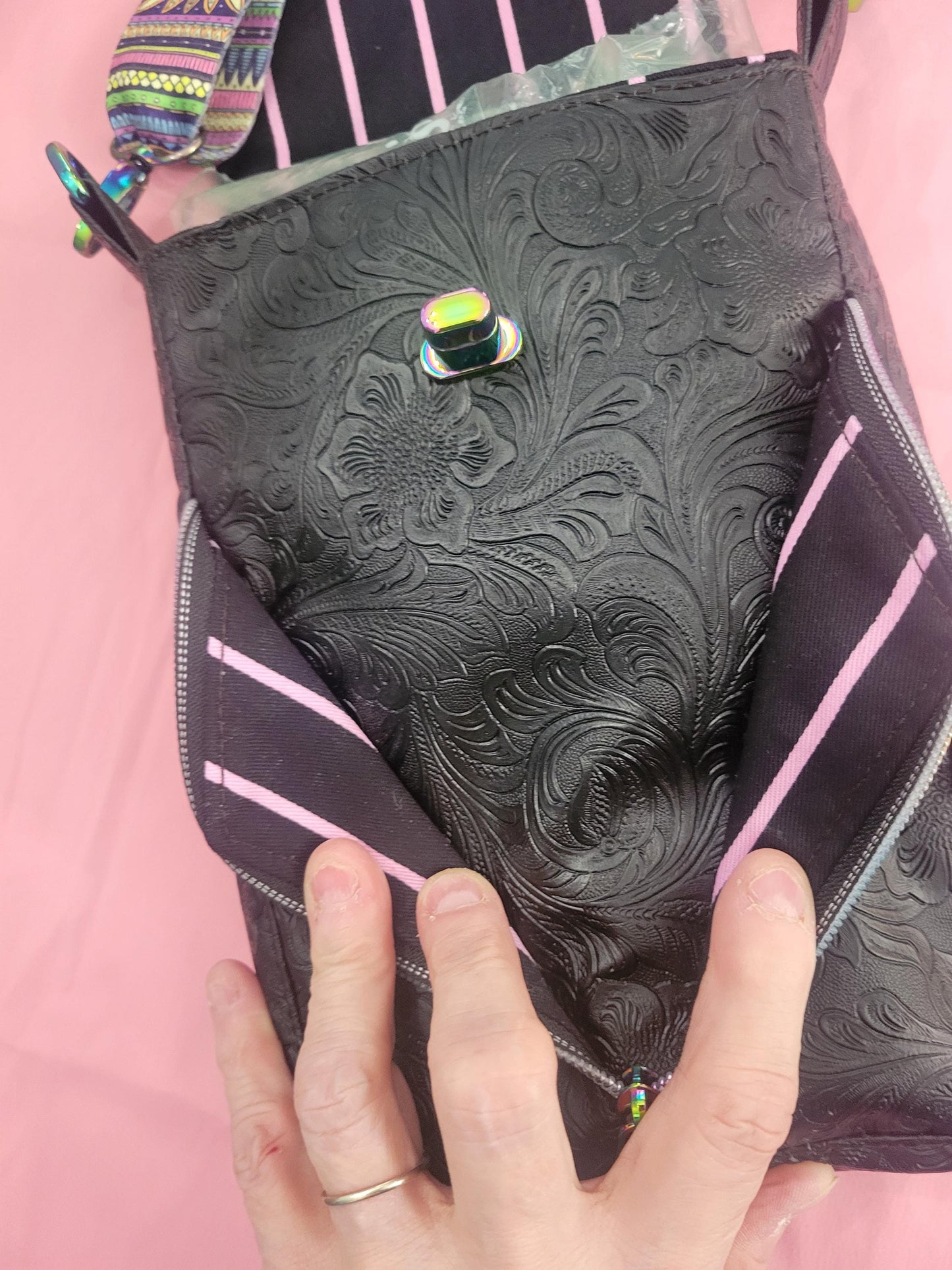 Anika Crossbody
