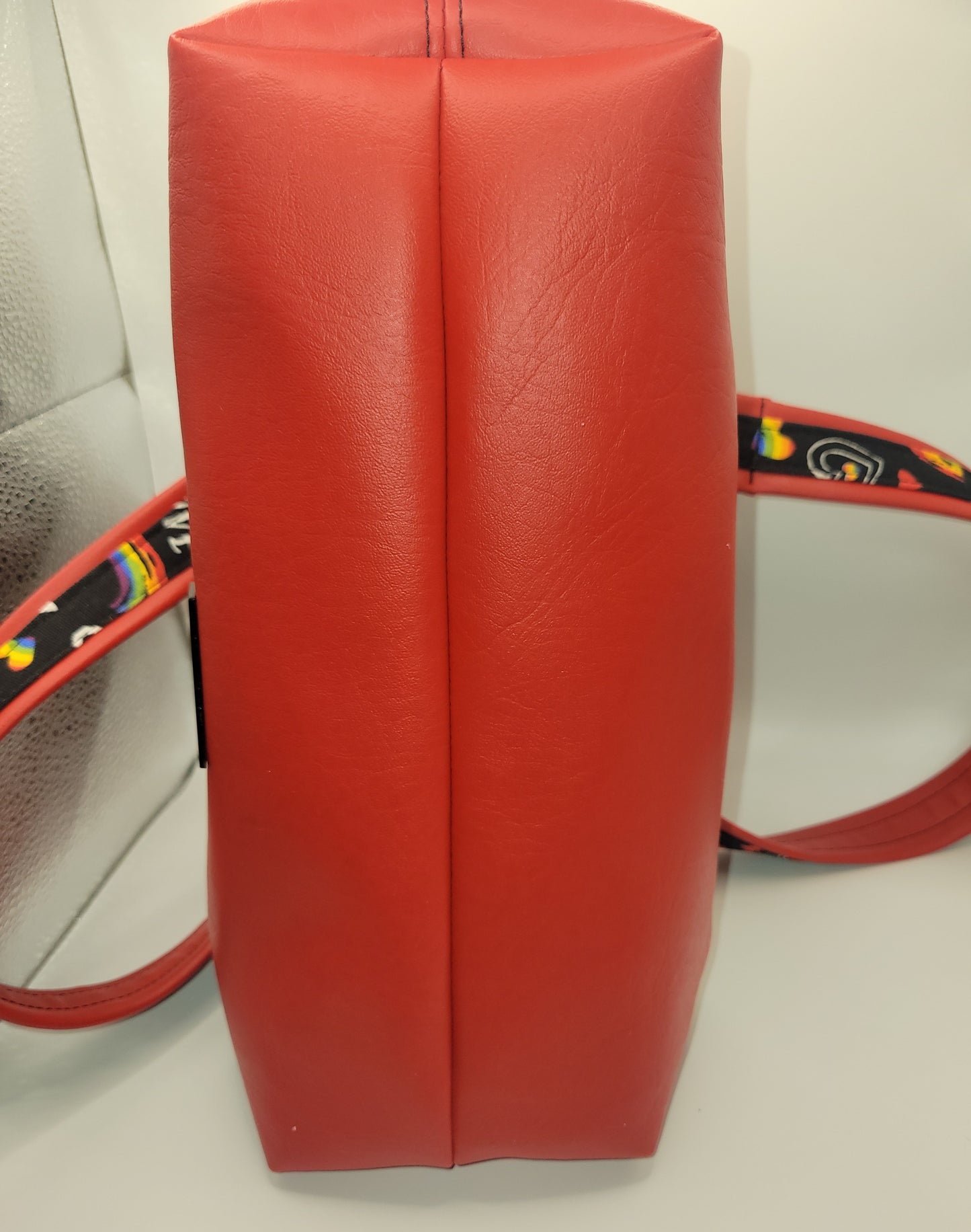 Clamshell Love Bag